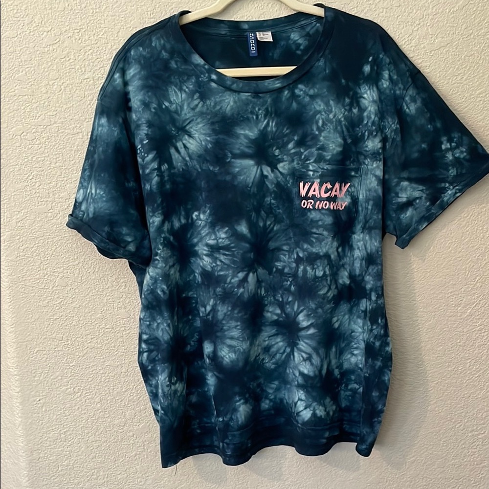 H&M Tie-Dye Men’s Vacay  Shirt Size XL